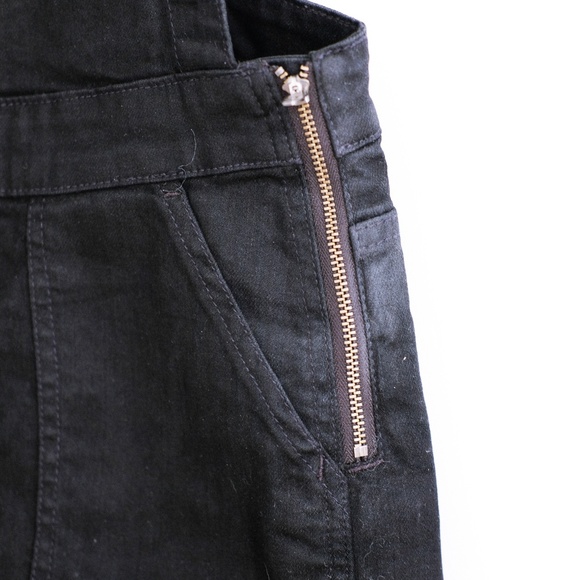 Madewell Cutoff Overalls in Black - Picture 4 of 4